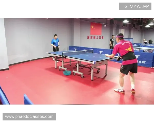 乒乓球魅力无限:深入解析重庆乒乓球队员的独特技能与训练秘诀 乒乓球魅力无限:深入解析重庆乒乓球队员的独特技能与训练秘诀