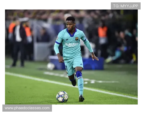 九爷足球明星名字大全全解析带你了解足坛传奇与新星的精彩故事 九爷足球明星名字大全全解析带你了解足坛传奇与新星的精彩故事