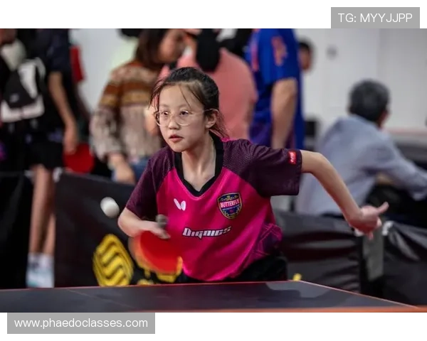 乒乓球的魅力揭秘重庆乒乓球队技术与训练全景探讨 乒乓球的魅力揭秘重庆乒乓球队技术与训练全景探讨