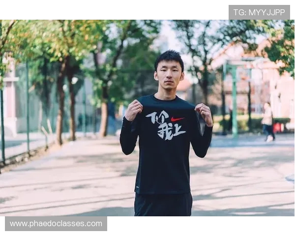 羽毛球场上的奋斗与梦想赵强的深度对话人生旅程 羽毛球场上的奋斗与梦想赵强的深度对话人生旅程